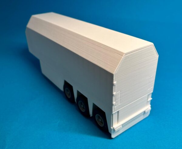 3D-geprinte glastrailer op schaal 1:50 en 1:87